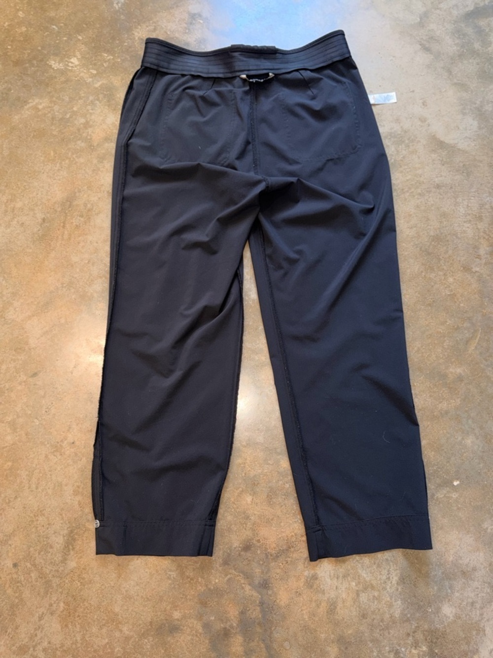 Athleta Black Stretch Travel Pants Straight Leg Ankle Size 6 NWT - Picture 7 of 10